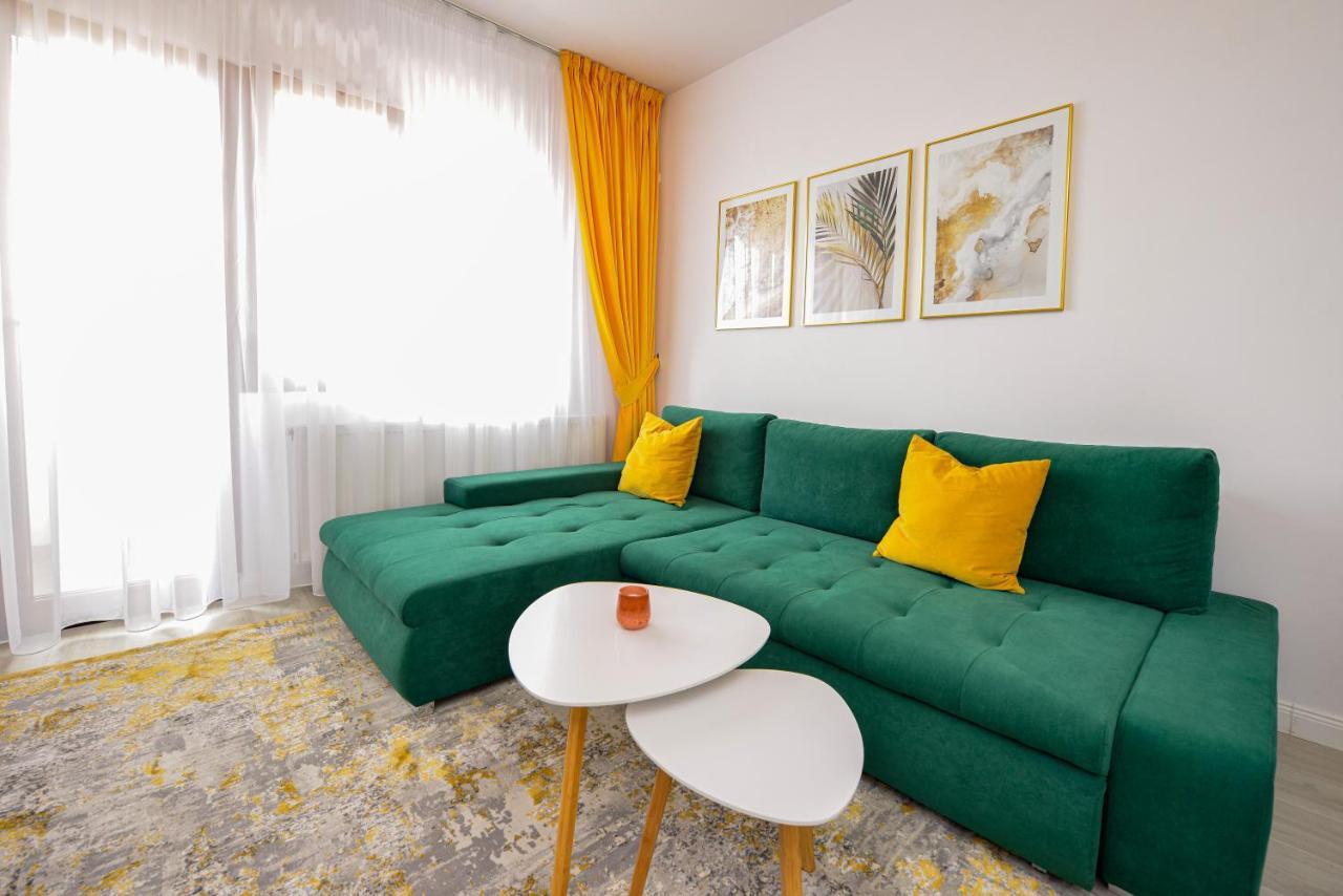 Sofia Cozy Apartment - Underground Private Parking Bucharest Exterior photo