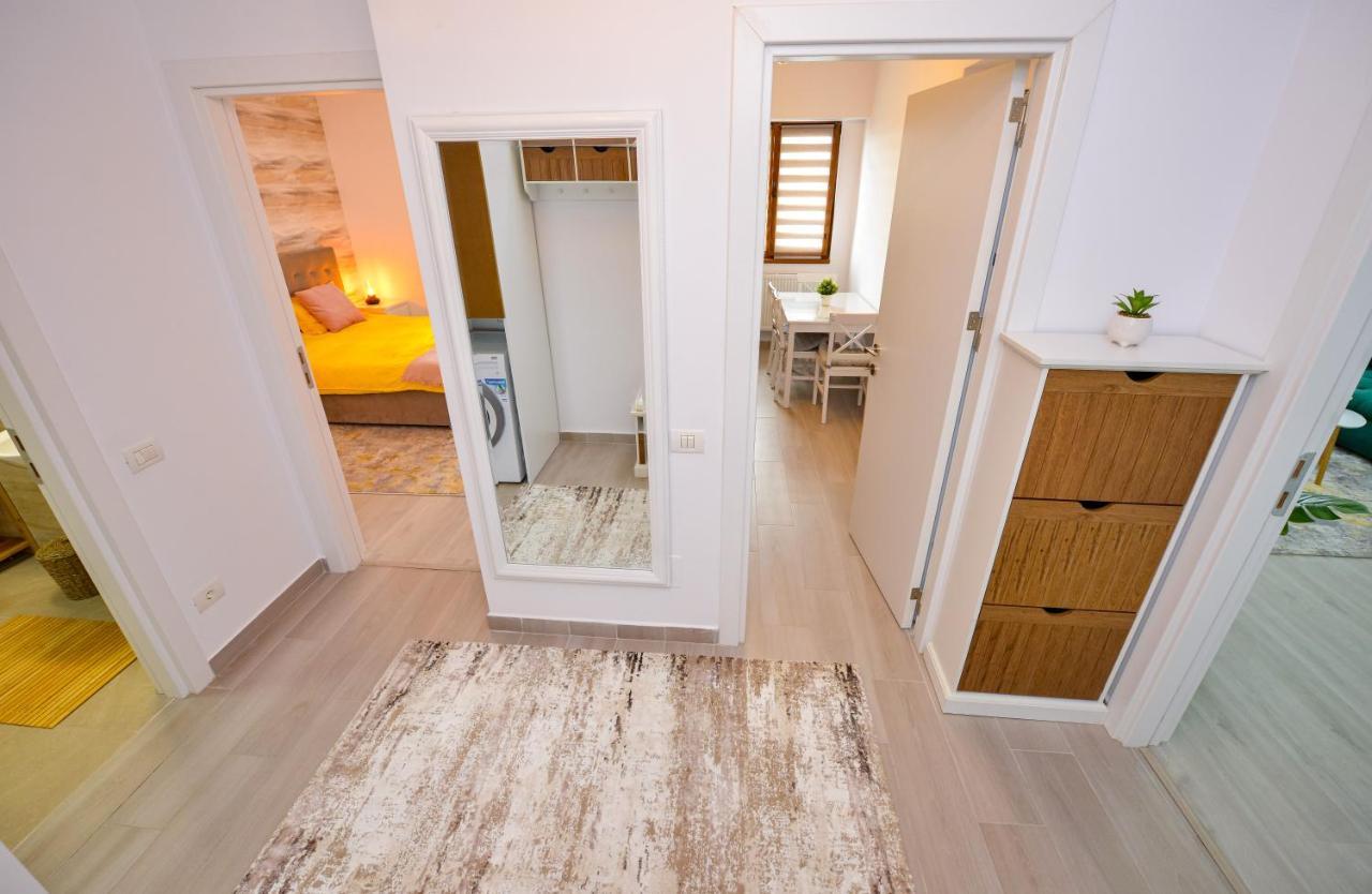 Sofia Cozy Apartment - Underground Private Parking Bucharest Exterior photo