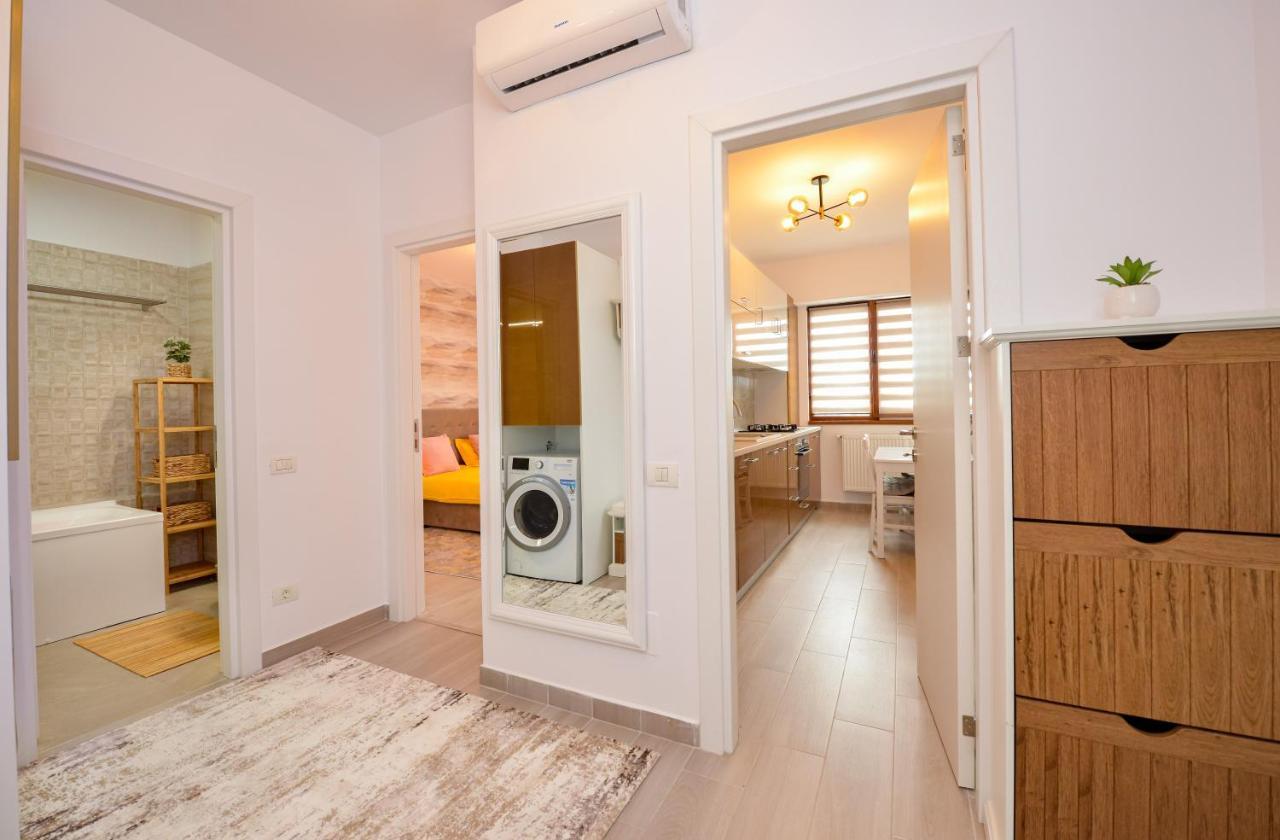Sofia Cozy Apartment - Underground Private Parking Bucharest Exterior photo