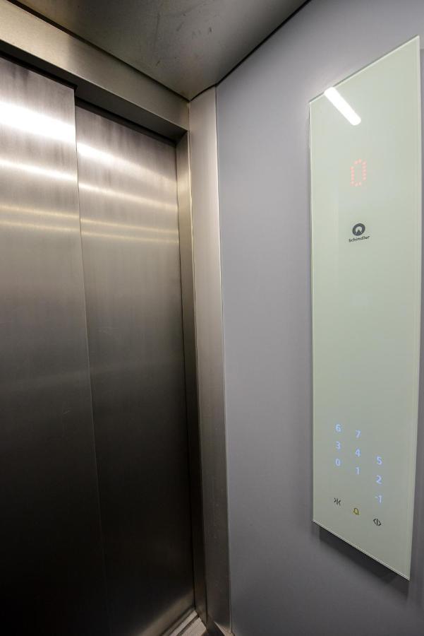Sofia Cozy Apartment - Underground Private Parking Bucharest Exterior photo